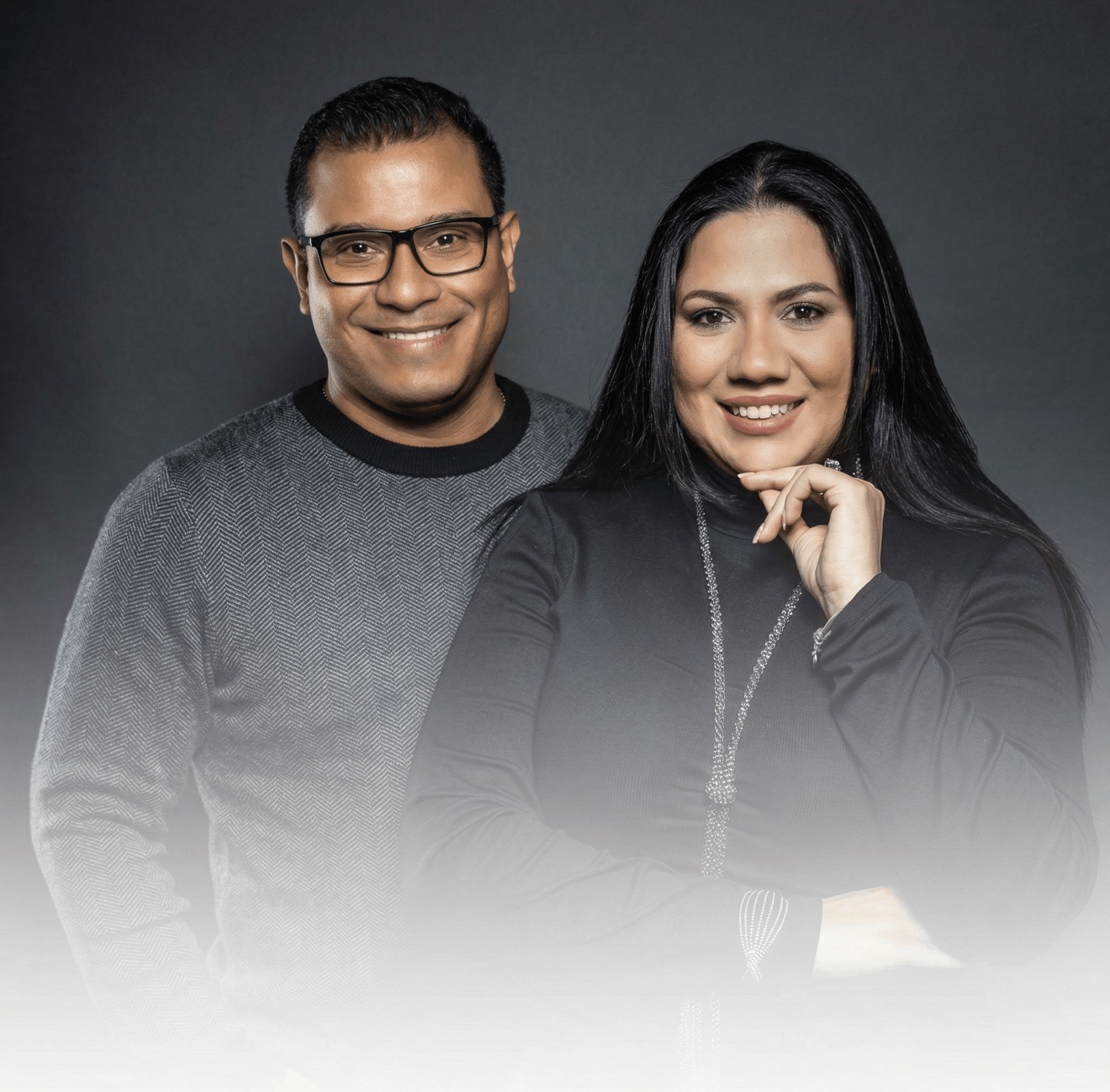 Luis Salcedo y Kerlyn Méndez — Fundadores de Agencia SM Asesores